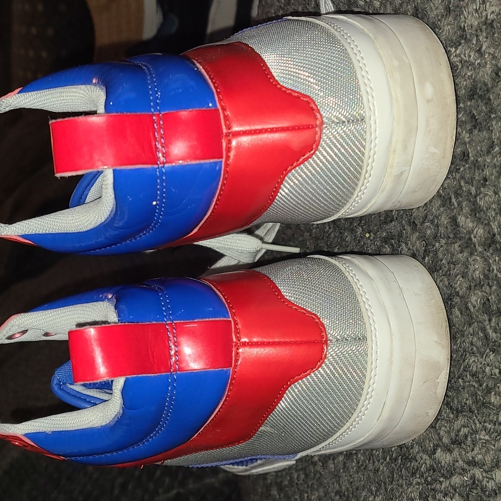 Adidas - Picture 4 of 8